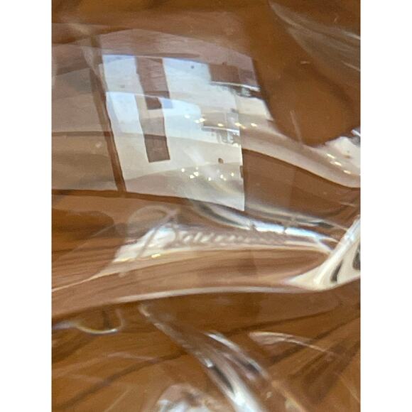 Serpentine Model Crystal Vase By BACCARAT - Picture 8 of 8